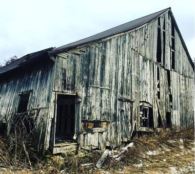 A Tribute To Vermont S Old Falling Down Barns Vermont Public Radio