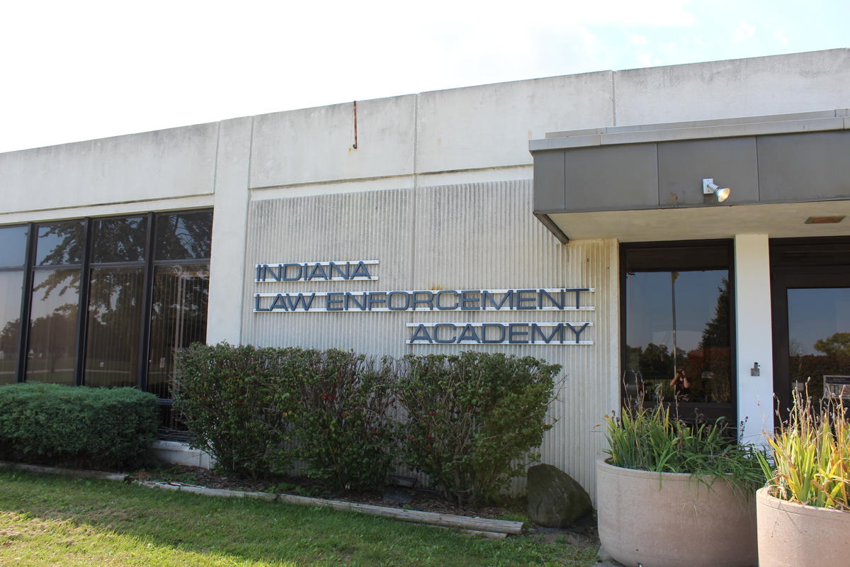 Indiana Law Enforcement Academy To Start Charging For Basic Training | WBAA