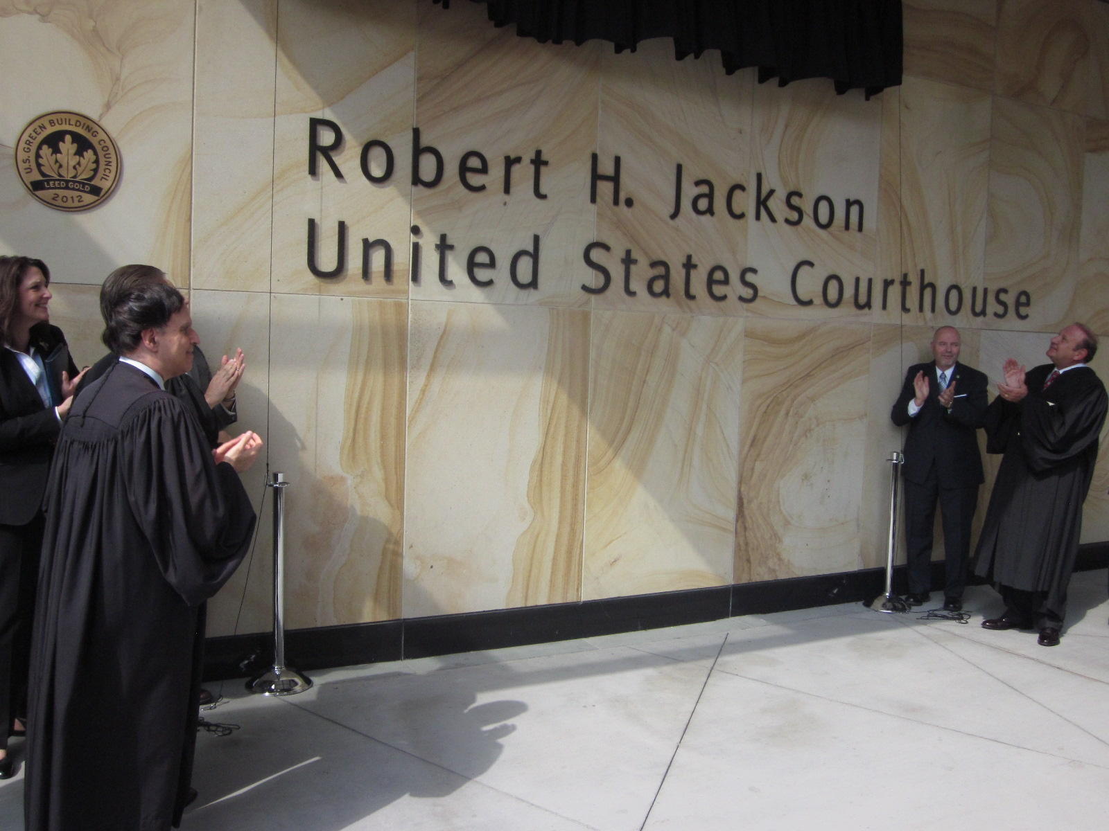 Legal giant celebrated with naming of Jackson Courthouse WBFO