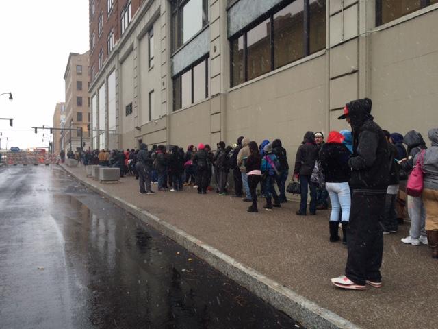 Many brave the snow to apply for HEAP | WBFO Many brave the snow to apply for HEAP | WBFO