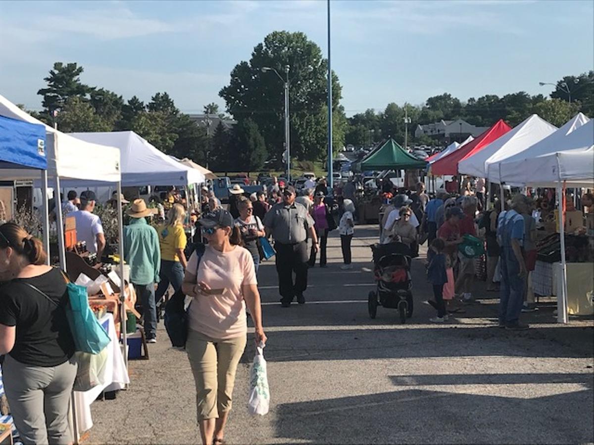 New, Temporary Farmers’ Market Opens In Bloomington Northeast Indiana