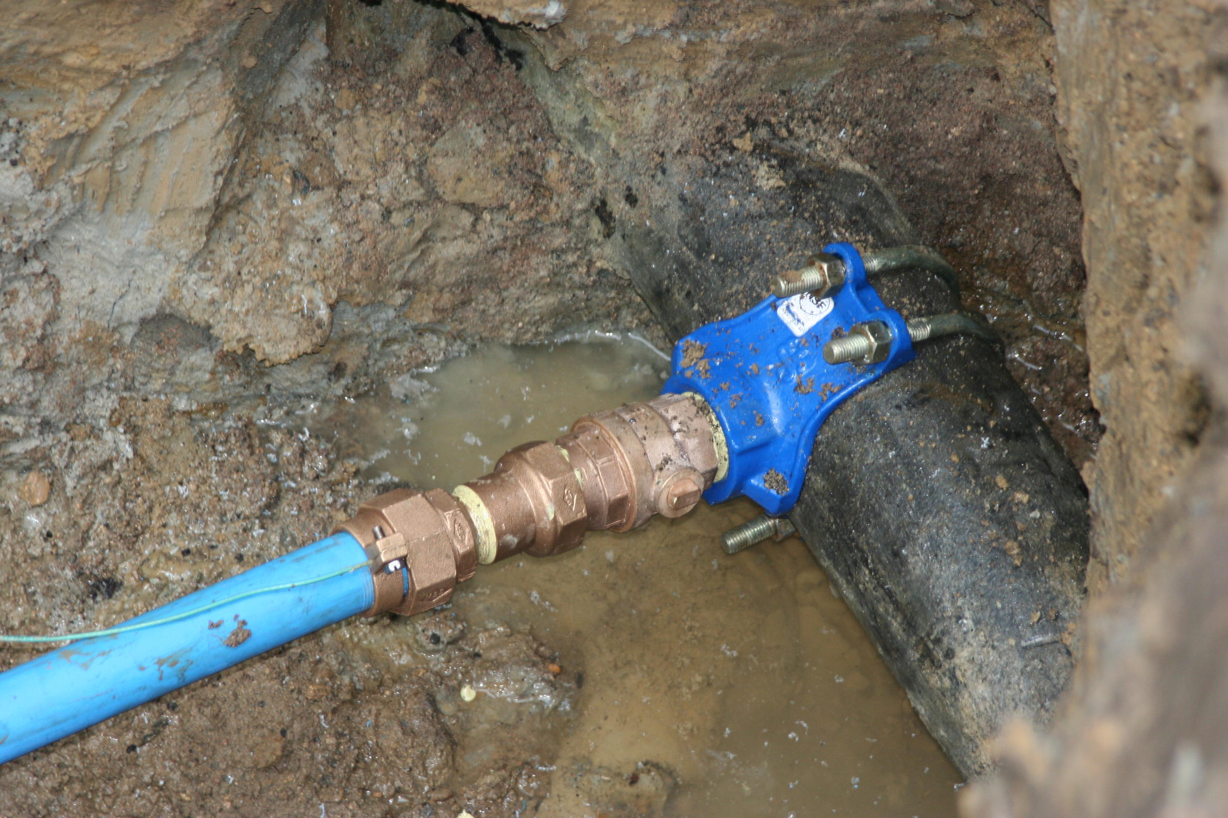 100 year-old water main system replacement in Peoria | Peoria Public Radio