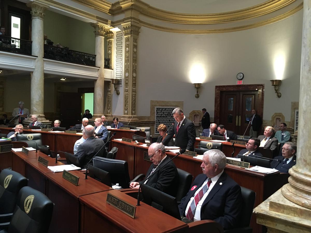 Kentucky Senate Approves Voter ID Bill WEKU