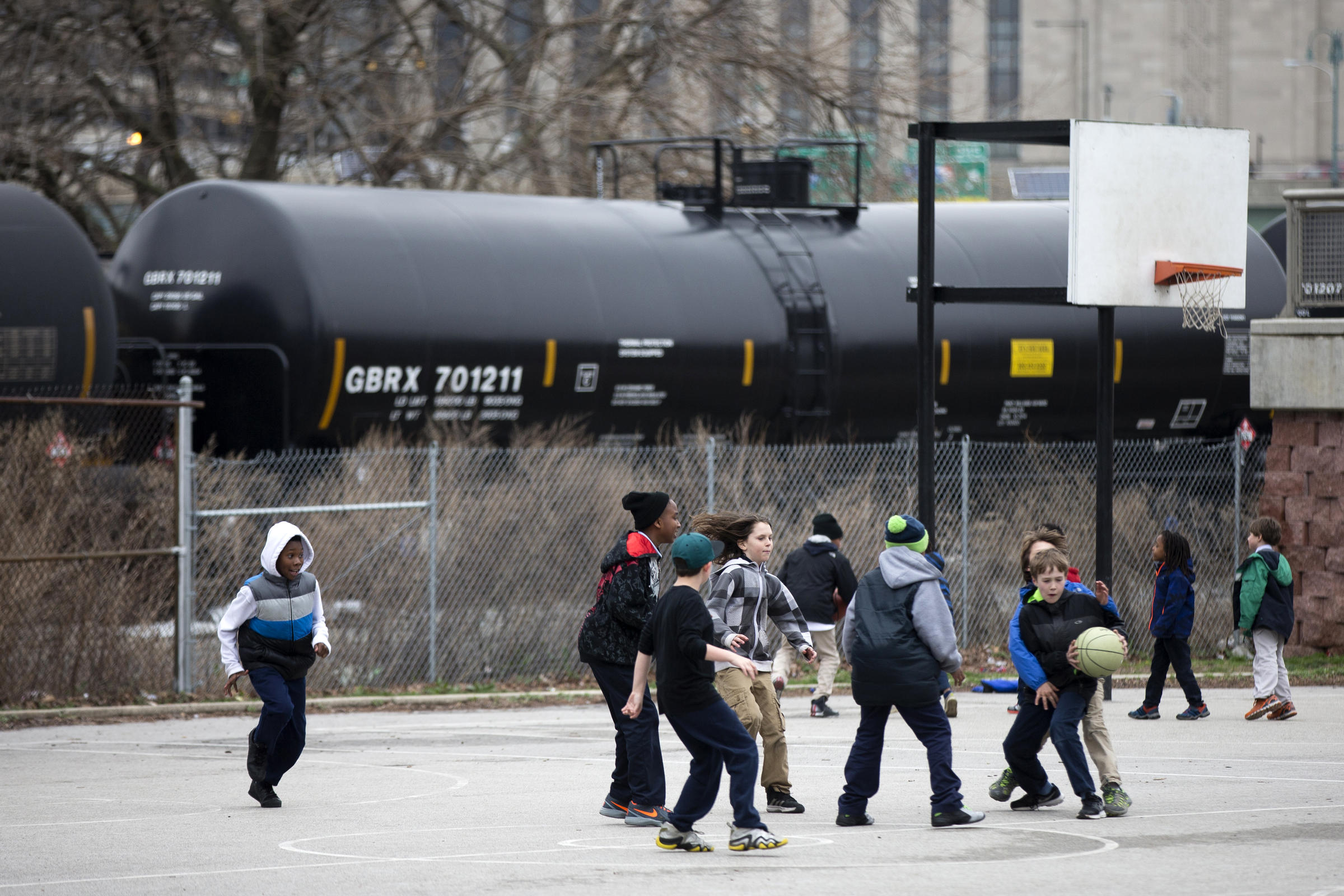 expert assesses risk of oil train derailment in pennsylvania