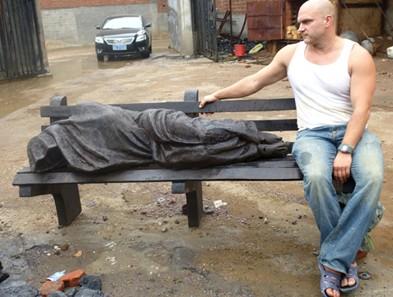 Homeless Jesus Finds A Home In Front Of St Alban S Wfae