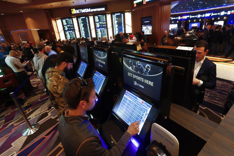 is mgm detroit casino open today