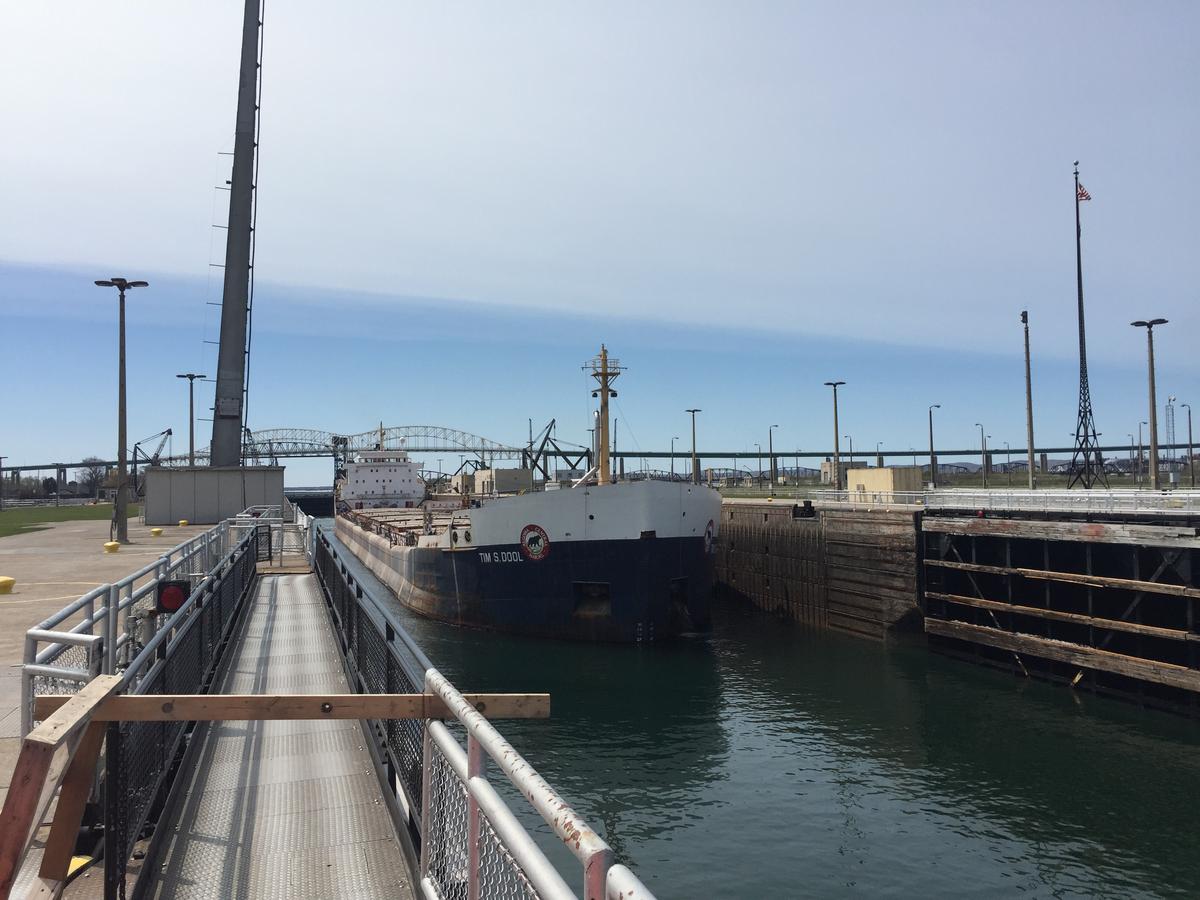 Build new Soo Lock before economic disaster strikes, advocates warn ...