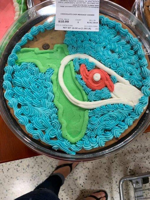 After Publix Toilet Paper Cakes Go Viral, Its Bakers Decide To Stir Up ...