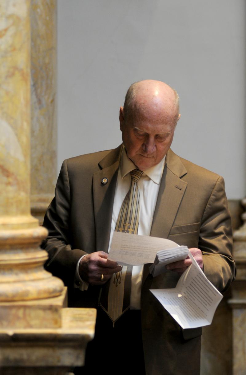 Seum Plans Bill To Allow Third Party Appeal To Kentucky Same Sex Marriage Ruling WKU Public Radio
