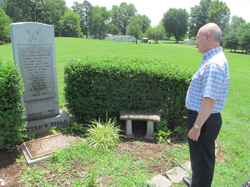Eighty Years After Last Public Hanging in America, Some Owensboro