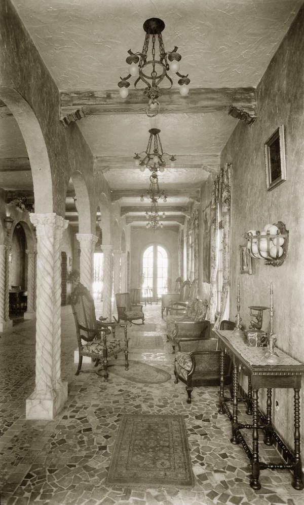 A History Of The Biltmore Miami S Best Known Creepy Hotel Wlrn The Interior Of Biltmore Hotel In C Gables Is Rumored To Be Haunted Historic Was Also Used As A Military Hospital And Medical School