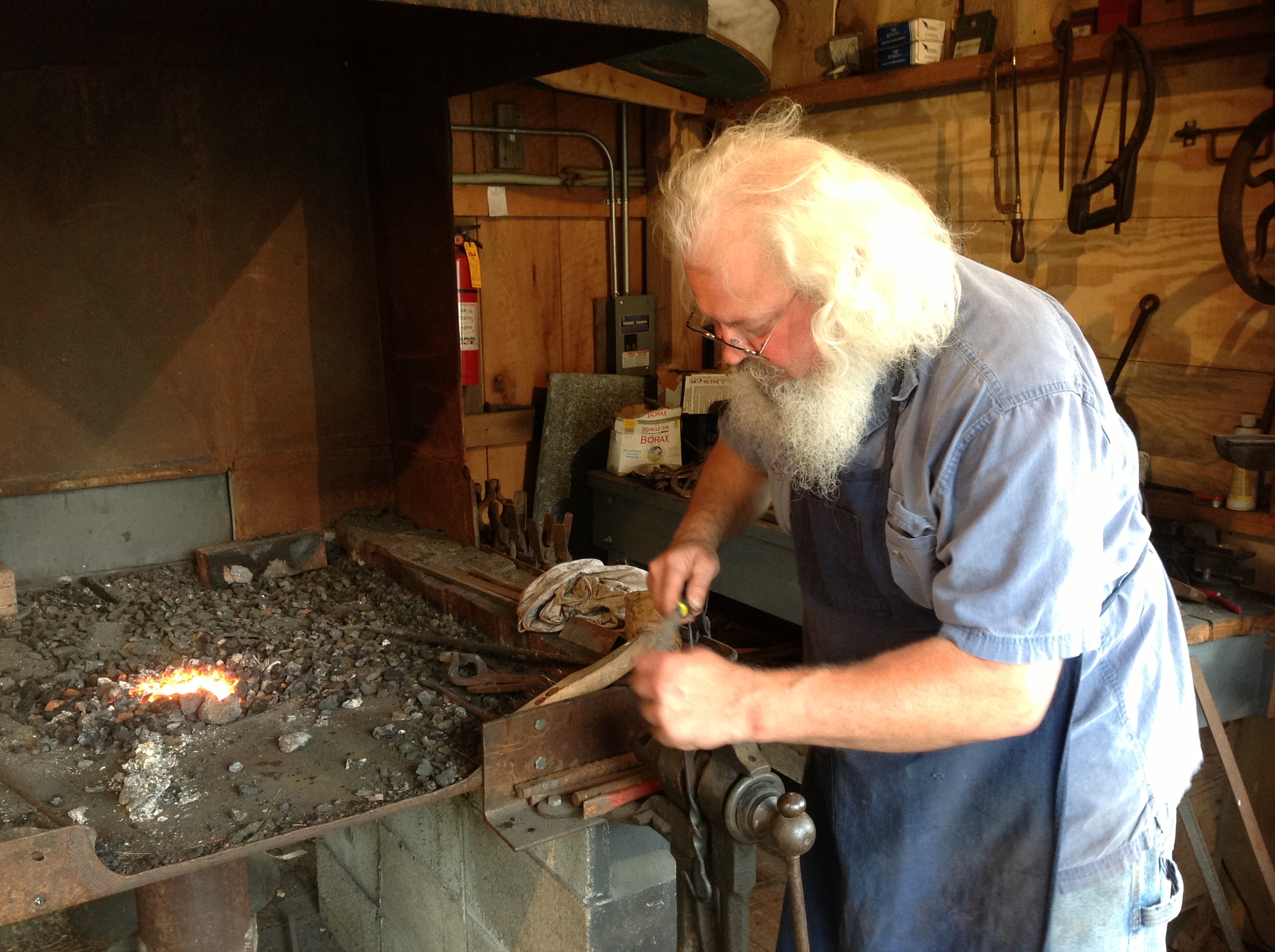 Watch blacksmiths mold metal at the 'Hammer-In' | WMUK