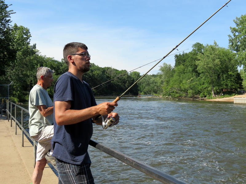 Don't Eat The Fish Kalamazoo River Warnings Aren't Reaching Everyone