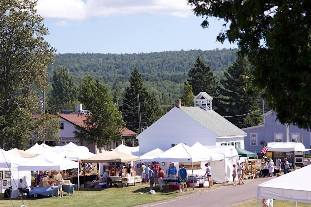 Interview with Linda Dodge 2018 Eagle Harbor Art Fair WNMUFM