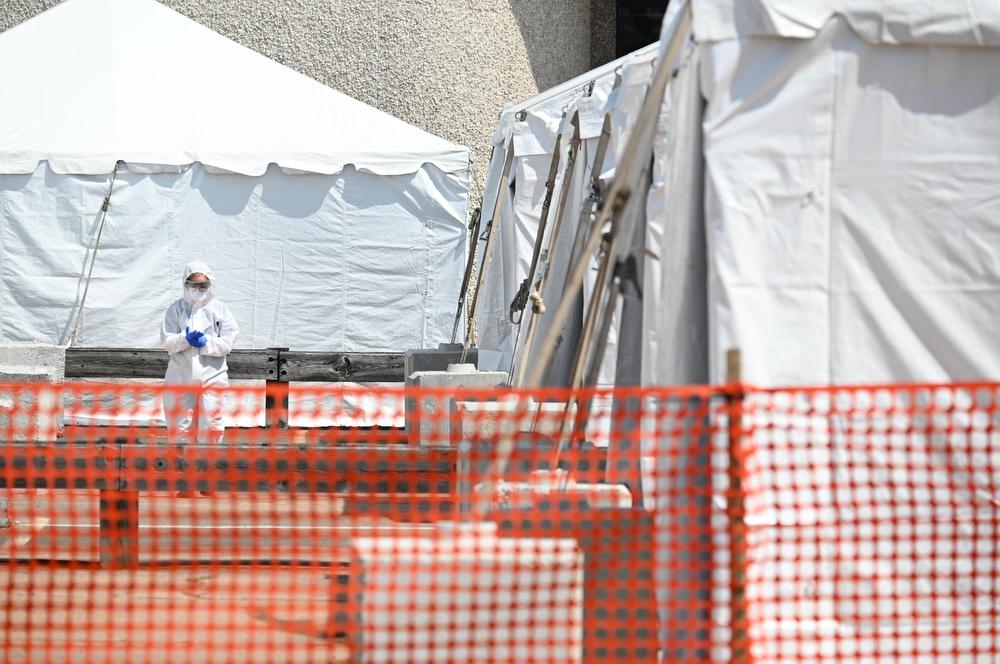 Connecticut S Covid 19 Death Toll Passes 1 000 First Rapid Testing Center Opens In New Haven Connecticut Public Radio