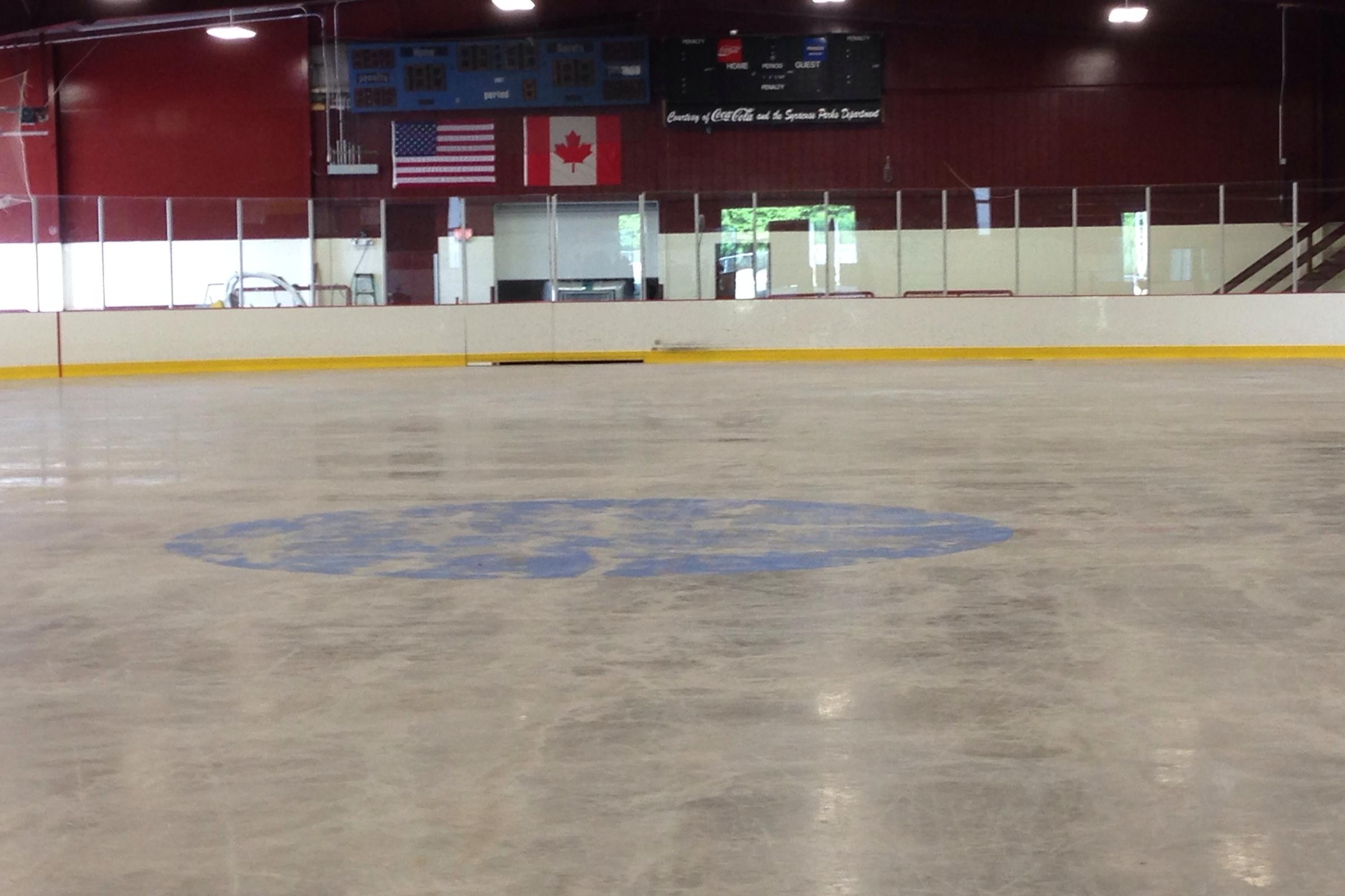 Syracuse S Meachem Ice Rink Gets A New Ice Mat Will Reopen Wrvo