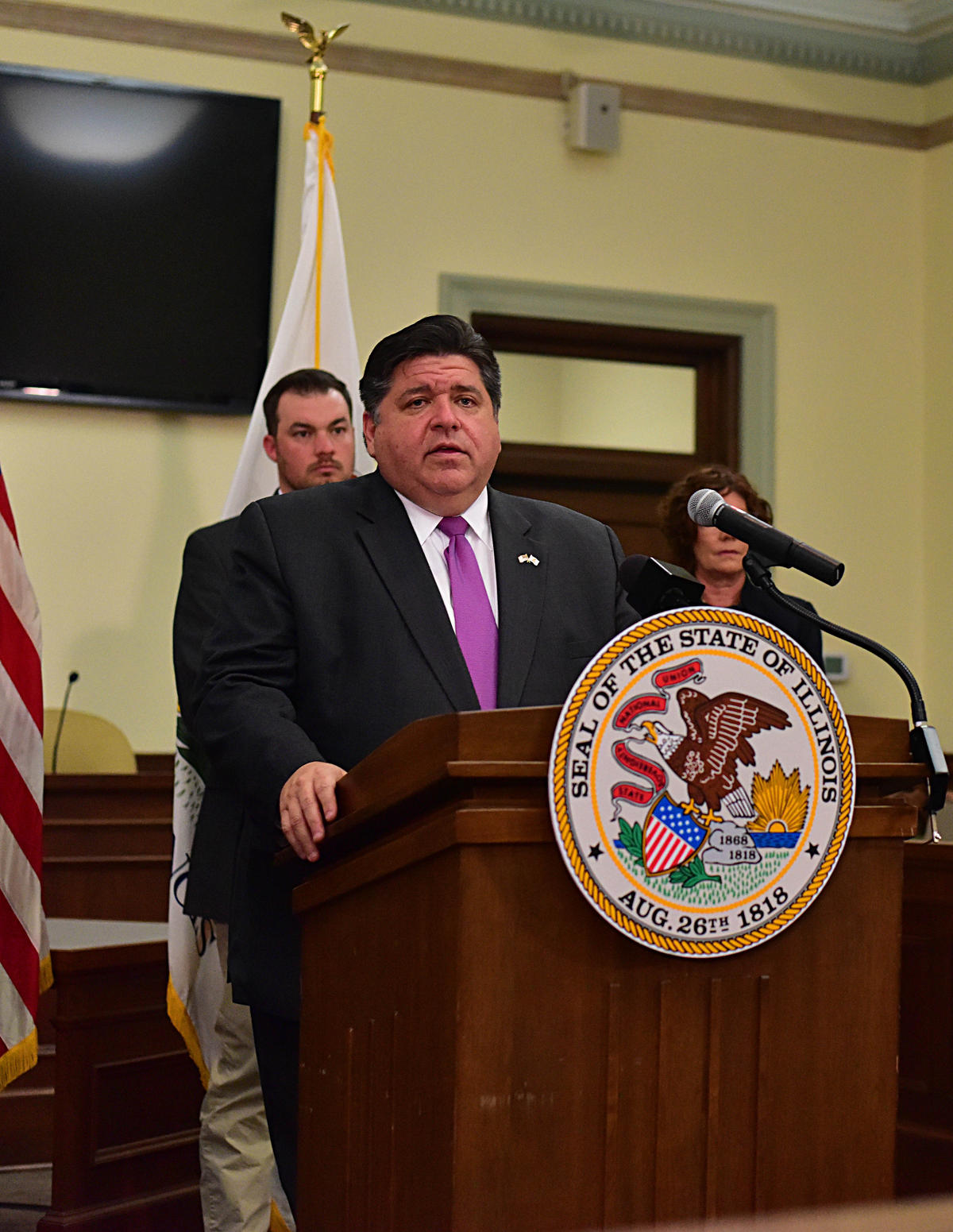 Governor Pritzker Announces New Measure to Help Business Stay Afloat | WSIU