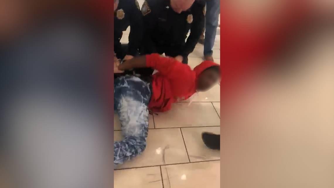 Teen Charged After Scuffle With Police At Fayette Mall Wuky