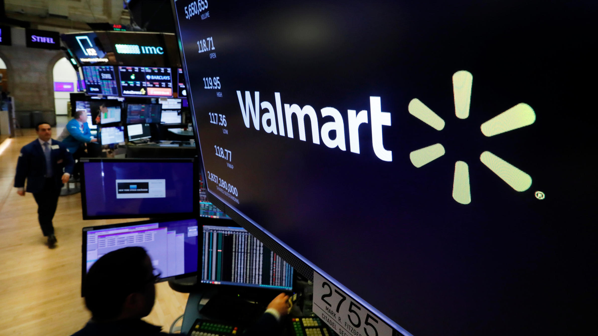 Walmart implements emergency leave policy after associate tests positive for COVID-19