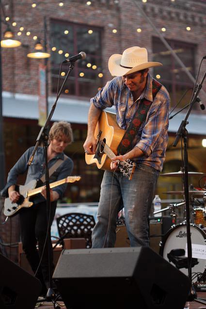 Back Porch Music Sunday | WUNC