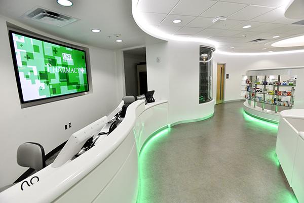 USF Health Unveils 'Pharmacy of the Future' | WUSF News