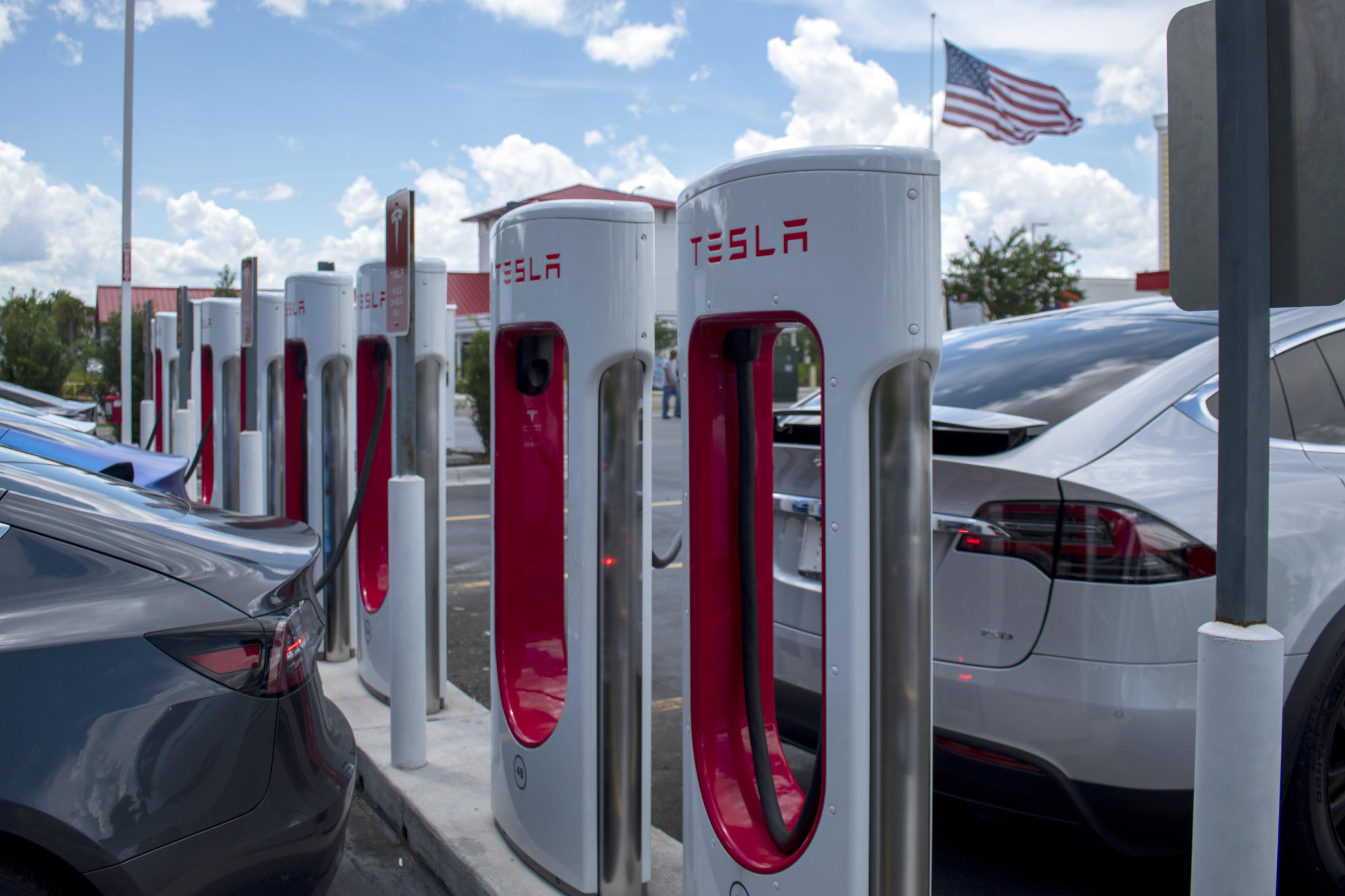 Will Florida's Investment In Electric Vehicles Pass By Poor, Minority