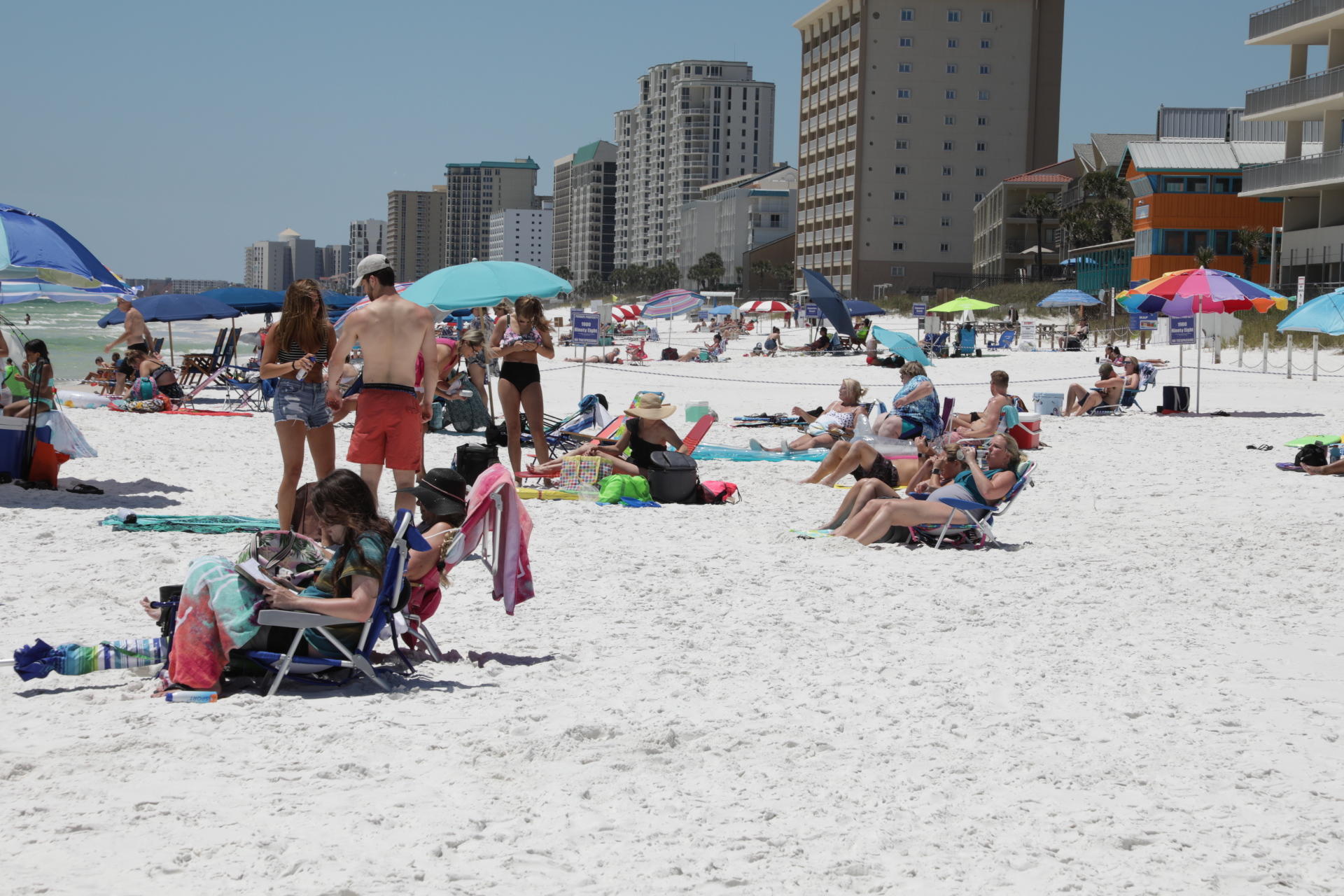 Destin Seeks Input On Beach Access From Locals, Visitors | WUWF