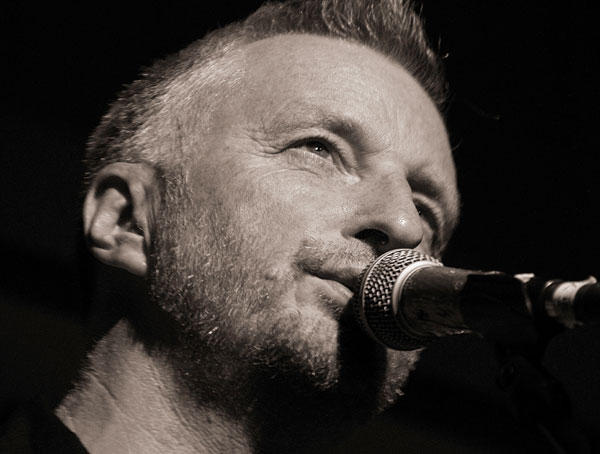 brit singer billy bragg: protest music is not an agent of