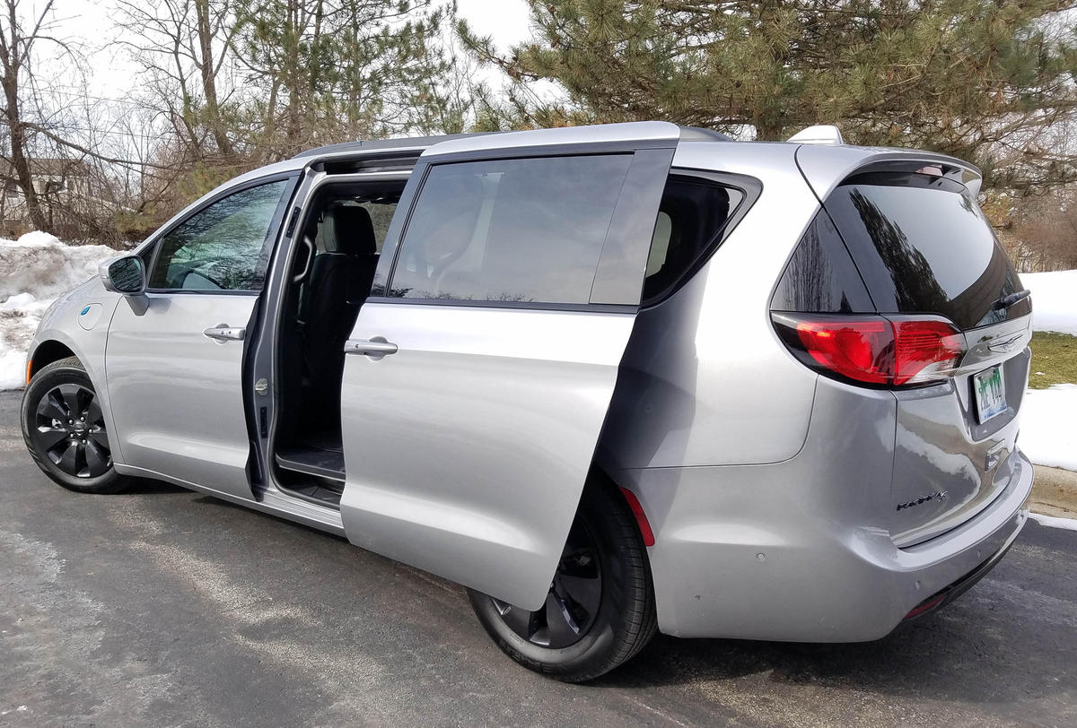 2020 Chrysler Pacifica Limited Hybrid Review Wuwm