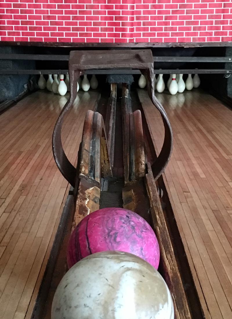 Think You've Been Duckpin Bowling in Milwaukee? Think Again. WUWM