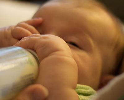 Bottle Vs Breast The New Mommy Wars Wuwm