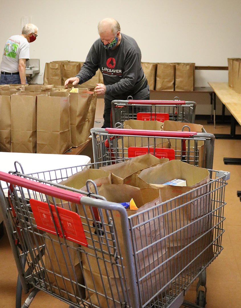 Bettendorf Holiday Food Baskets | WVIK