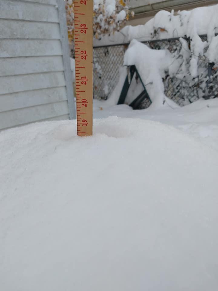 Indianapolis Hits Record Low Of 8; Heavy Snow Falls In Northern Indiana