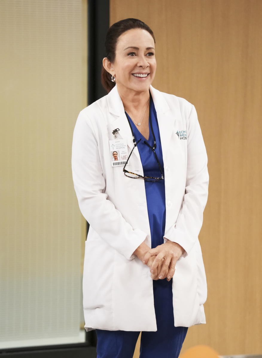 Patricia Heaton Billy Gardell Returning In New Cbs Sitcoms Wvxu