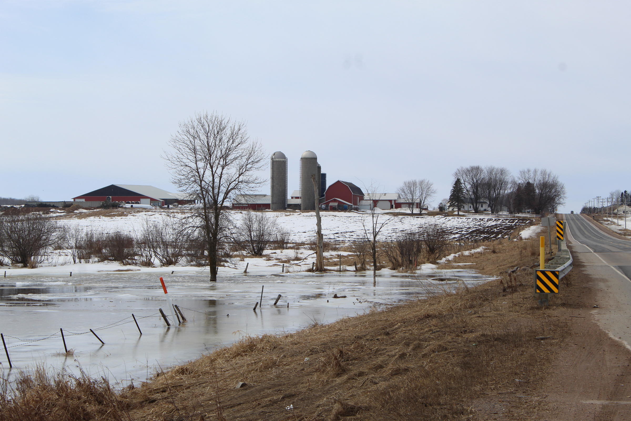 Fighting Phosphorus Fish Kills, Aerators, And Oxygen On The Big Eau