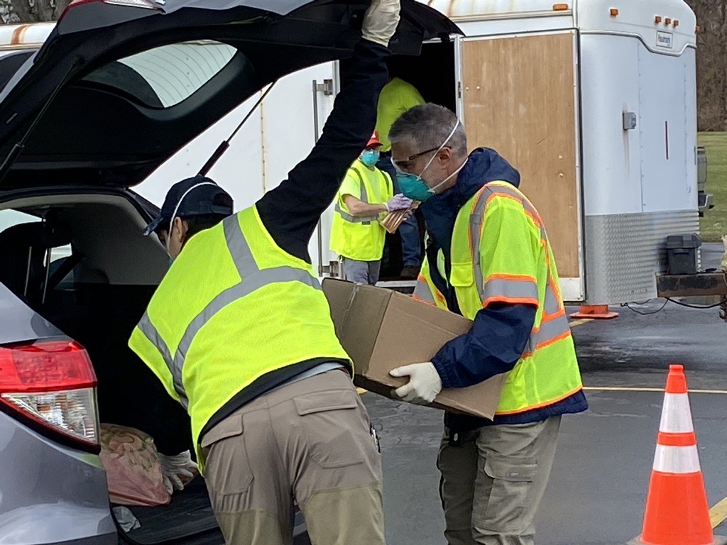 Irondequoit holds emergency food distribution WXXI News