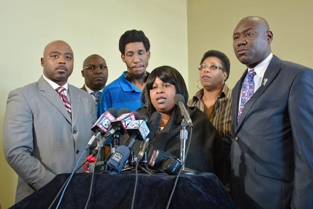 Family Of Tamir Rice Criticizes Cleveland Police Practices | WYSO